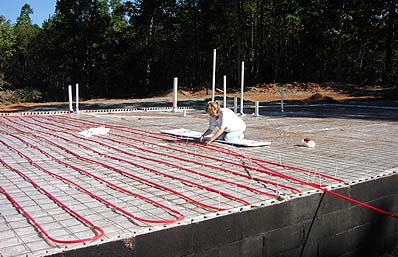 Installing radiant tubes